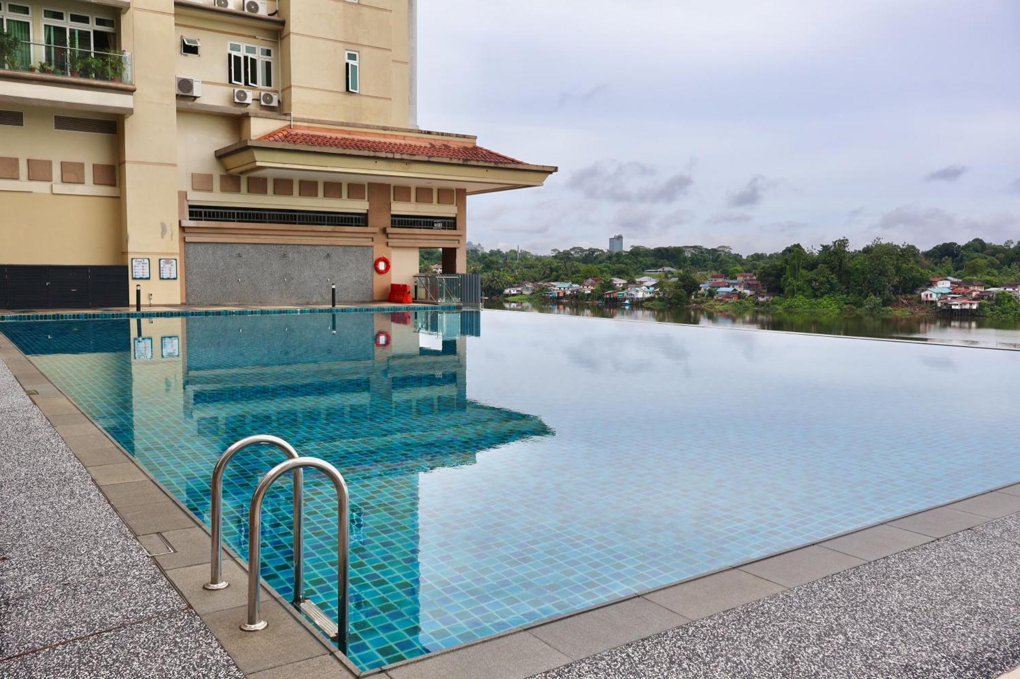 Kuching City Centre Smart Home Luxury Resort Condo Buitenkant foto