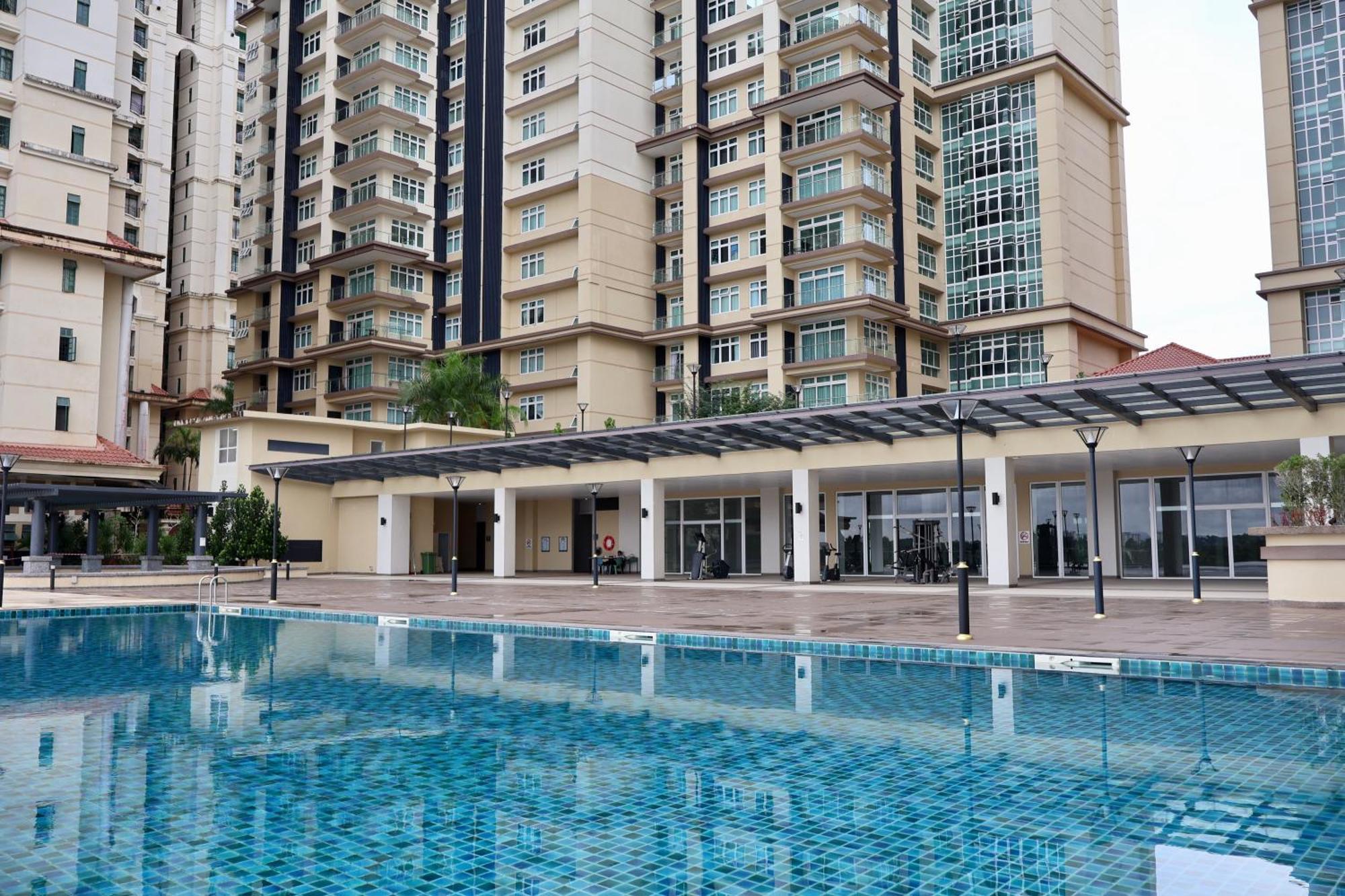 Kuching City Centre Smart Home Luxury Resort Condo Buitenkant foto